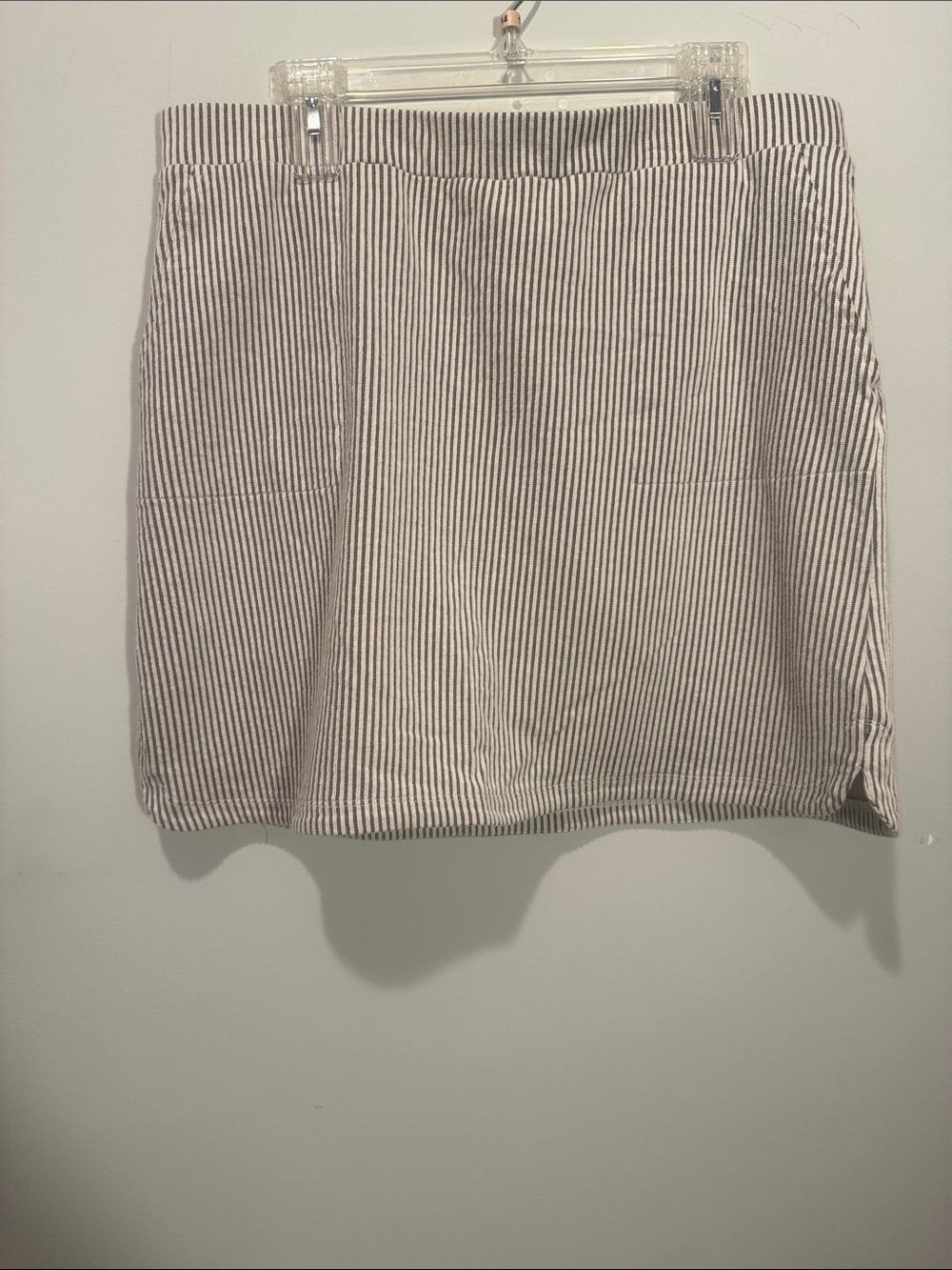 Isaac Mizrahi Blue and White Pinstripe Mini Skort